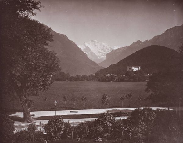 Image du produit Adolphe Braun. La Jungfrau depuis Interlaken.