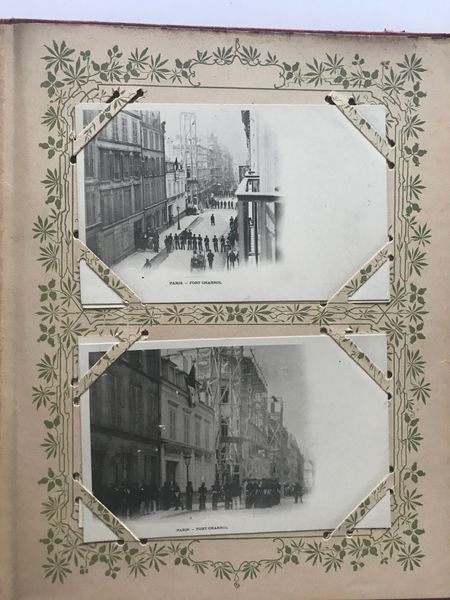 Product image Album cartes postales Paris 1900.