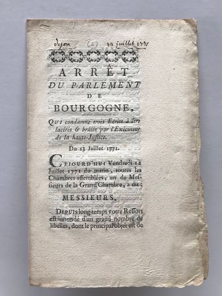 Image du produit Arrêt du Parlement de Bourgogne qui condamne trois Ecrits à être lacérés & brulés par l'Exécuteur de la haute-Justice.