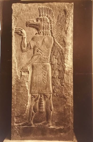 Product image Braun. Bas relief : Génie à tête d'aigle gardant l'arbre sacré