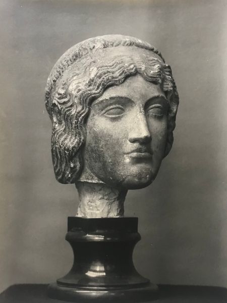 Image du produit Braun. Tête de femme attribué à Calamès.