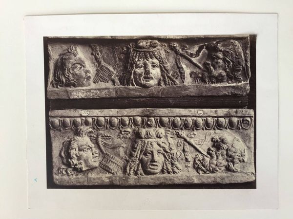 Productafbeelding Charles Marville. Haut relief Grèce antique. Louvre.