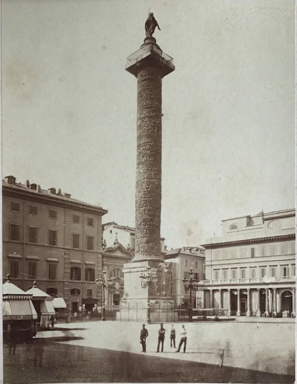 Productafbeelding Column Antonina, Piazza Colonna, Rome