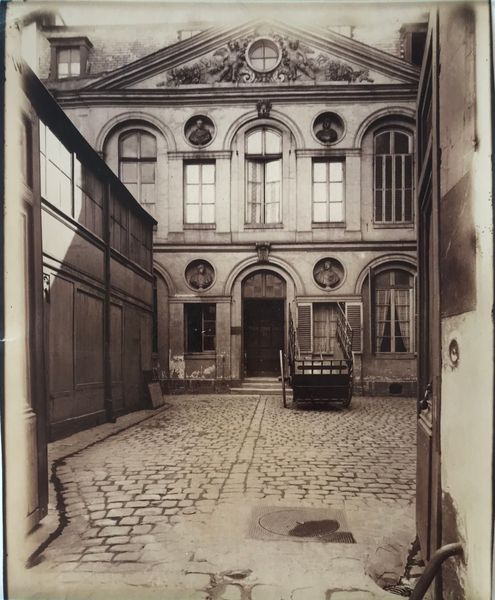 Productafbeelding Eugène Atget. Hôtel Libéral Bruant, rue de la Perle, Paris.