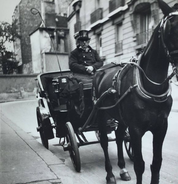 Image du produit Germaine Krull. Fiacre et cocher. Paris 1925.