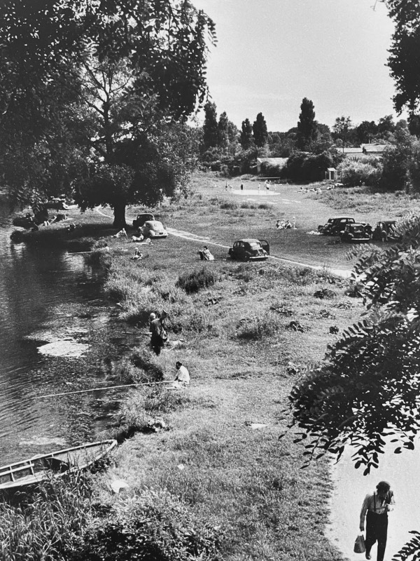Product image Ile de Brise Pain Creteil 1956