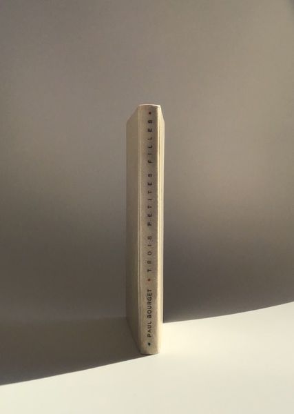Product image Paul Bourget. N° 1 sur chine.
