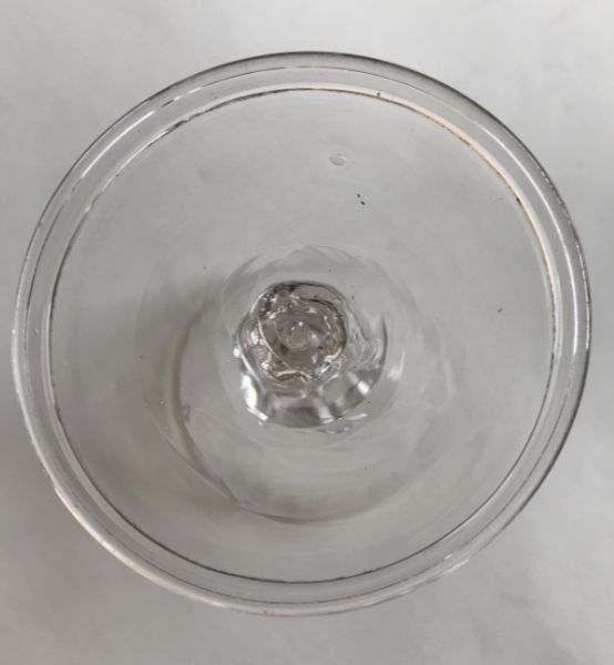 Product image Verre à jambe, coupe gravée. Milieu XVIIIe siècle.