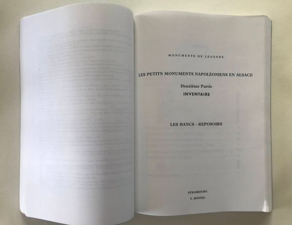 Productafbeelding Yves Bonnel. Les Petits monuments napoléoniens en Alsace. Les Bancs-reposoirs.